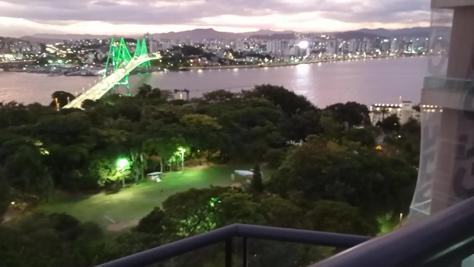 Apartamento Com A Melhor Localizacao De Floripa Florianópolis 0*,  Brasil